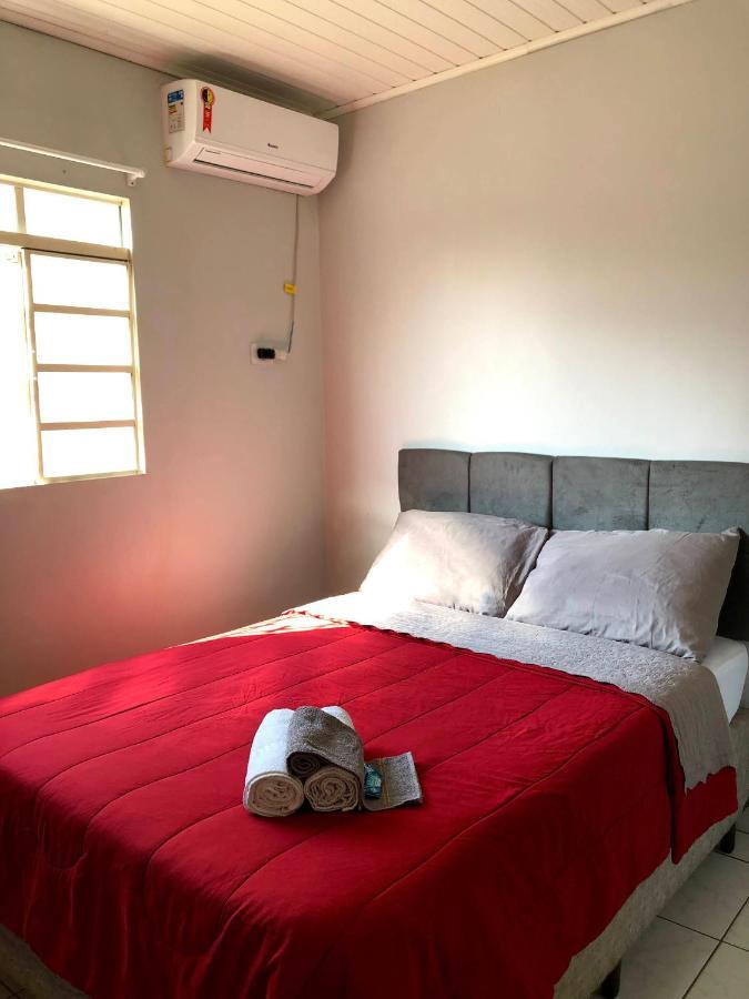 Quarto Privado no Coração de Foz - casa e banheiro compartilhado Foz do Iguaçu Exterior foto